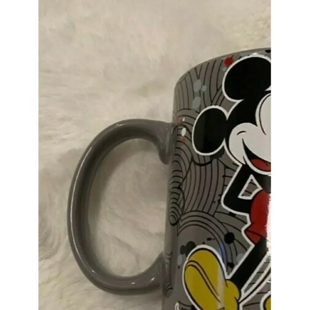 NEW 20 oz Disney Authentic MICKEY MOUSE Large Mug‎